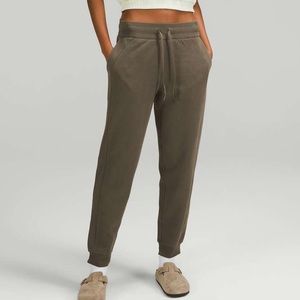 NWOT Lululemon Scuba High-Rise Full Length Jogger in Carob Brown - 14